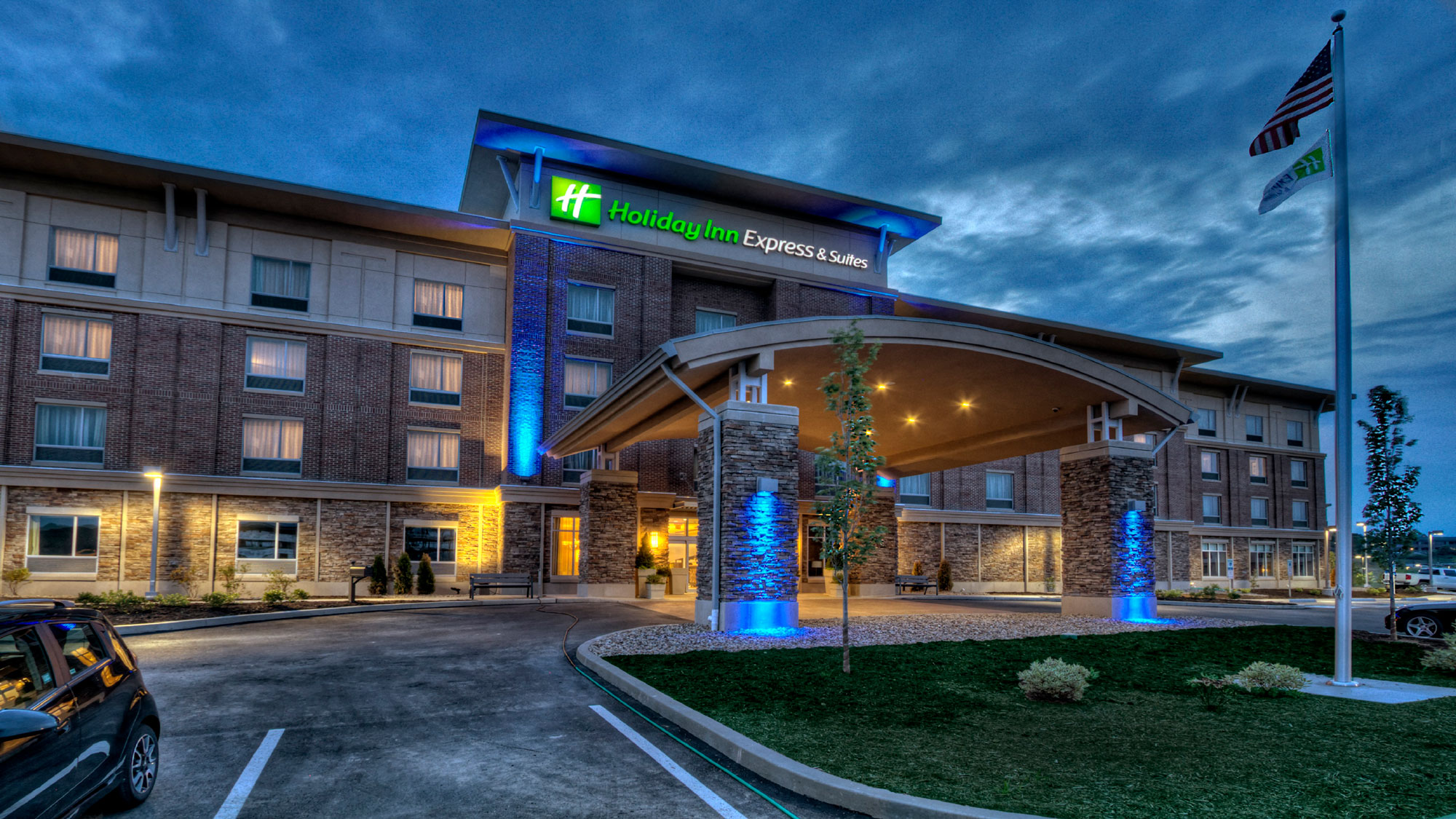 Photo of Holiday Inn Express & Suites Pittsburgh SW Southpointe Exterior